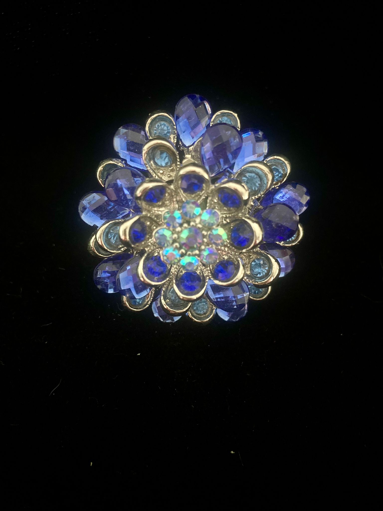 bague dorée strass bleu