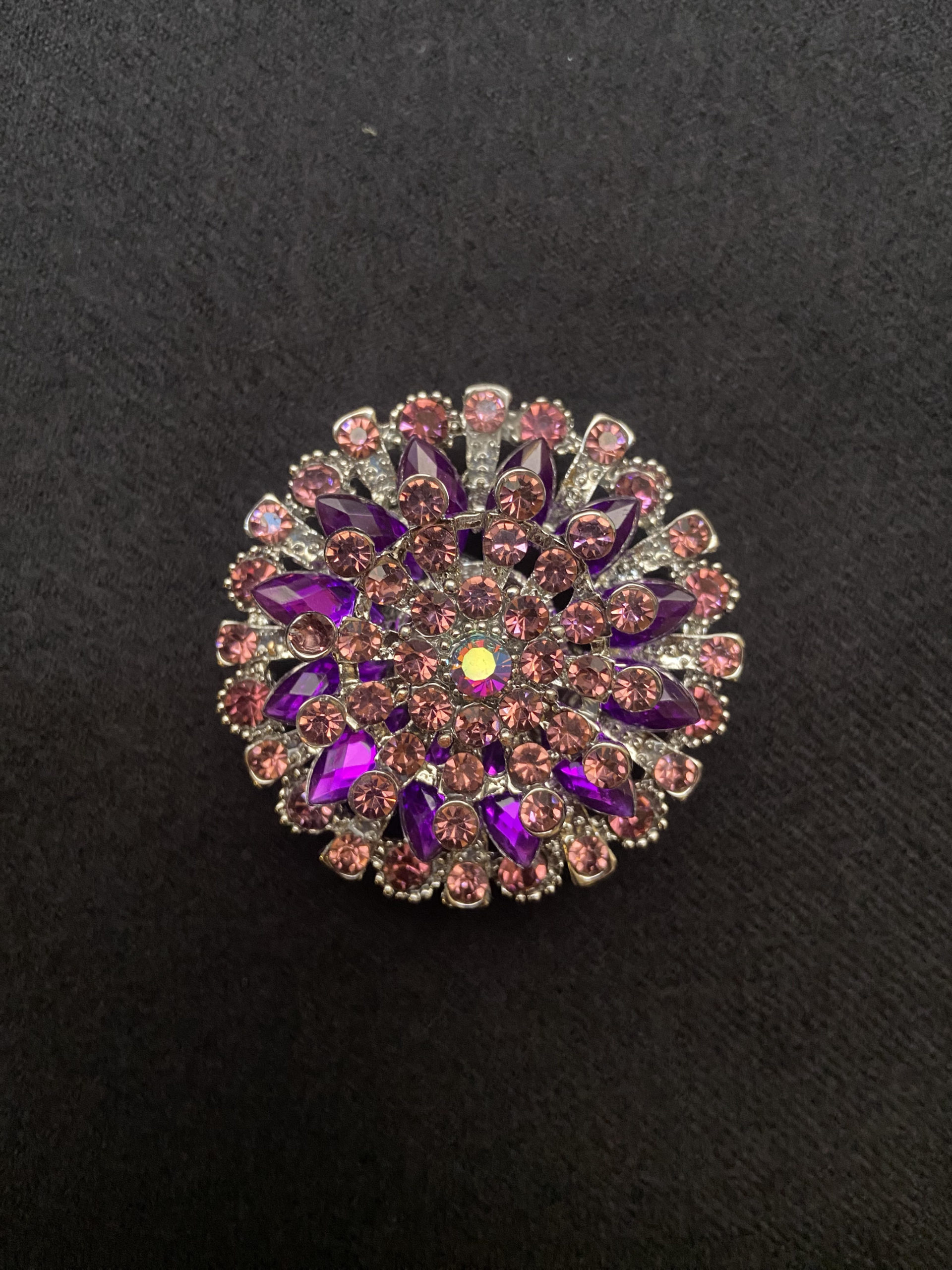 bague violette et argent