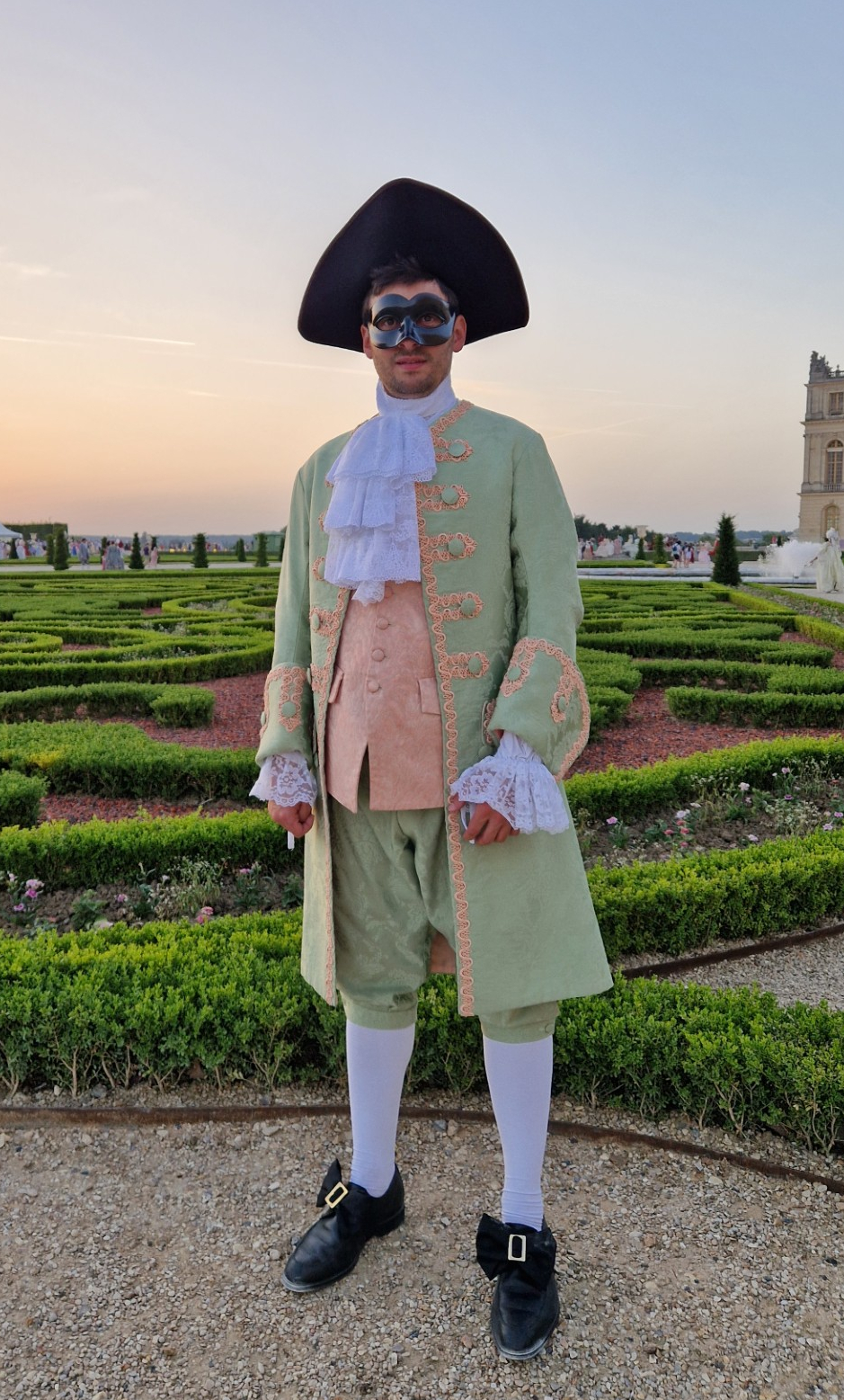location-costume-homme-18eme-siecle