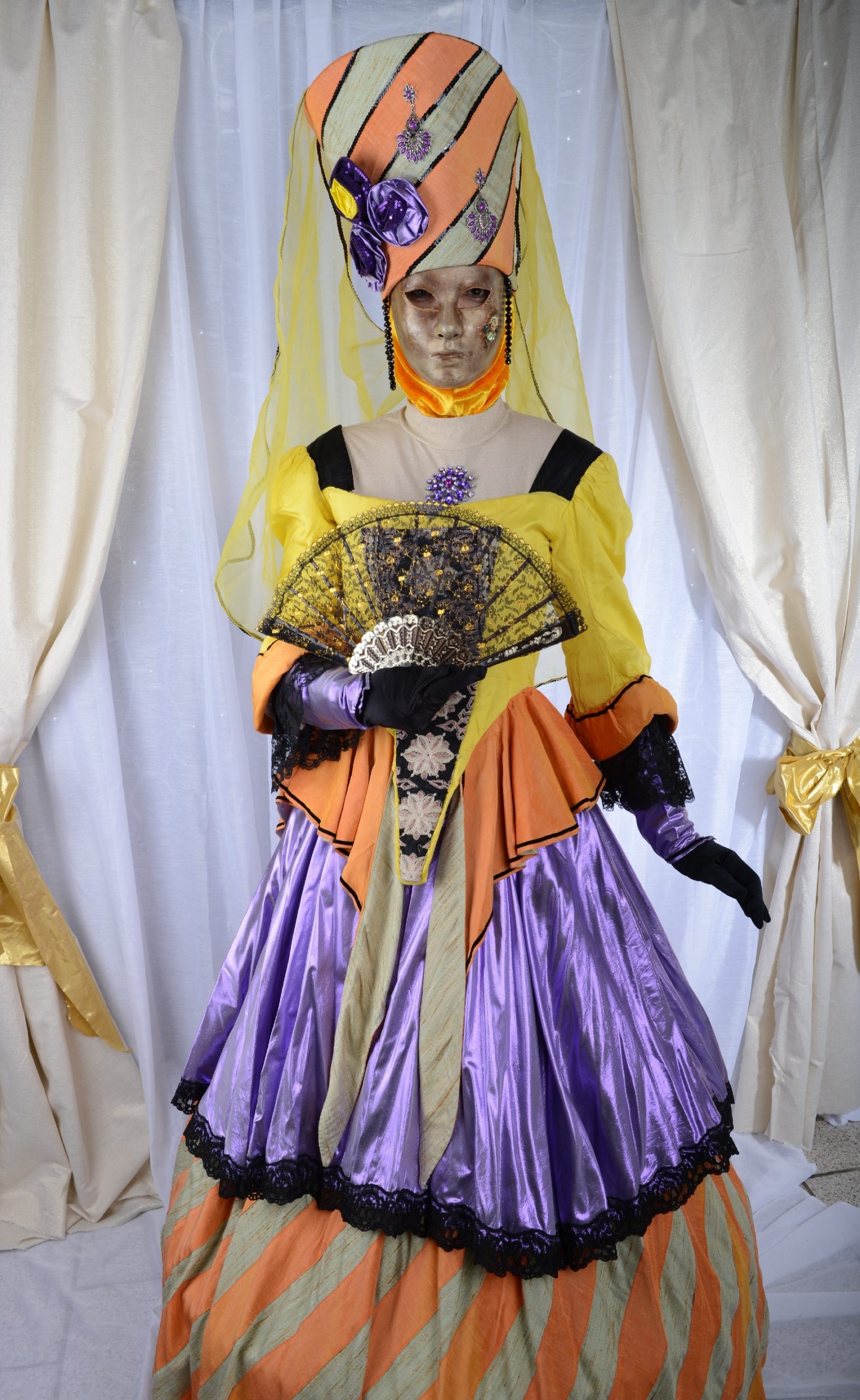 teatro_violetta_costume_venise