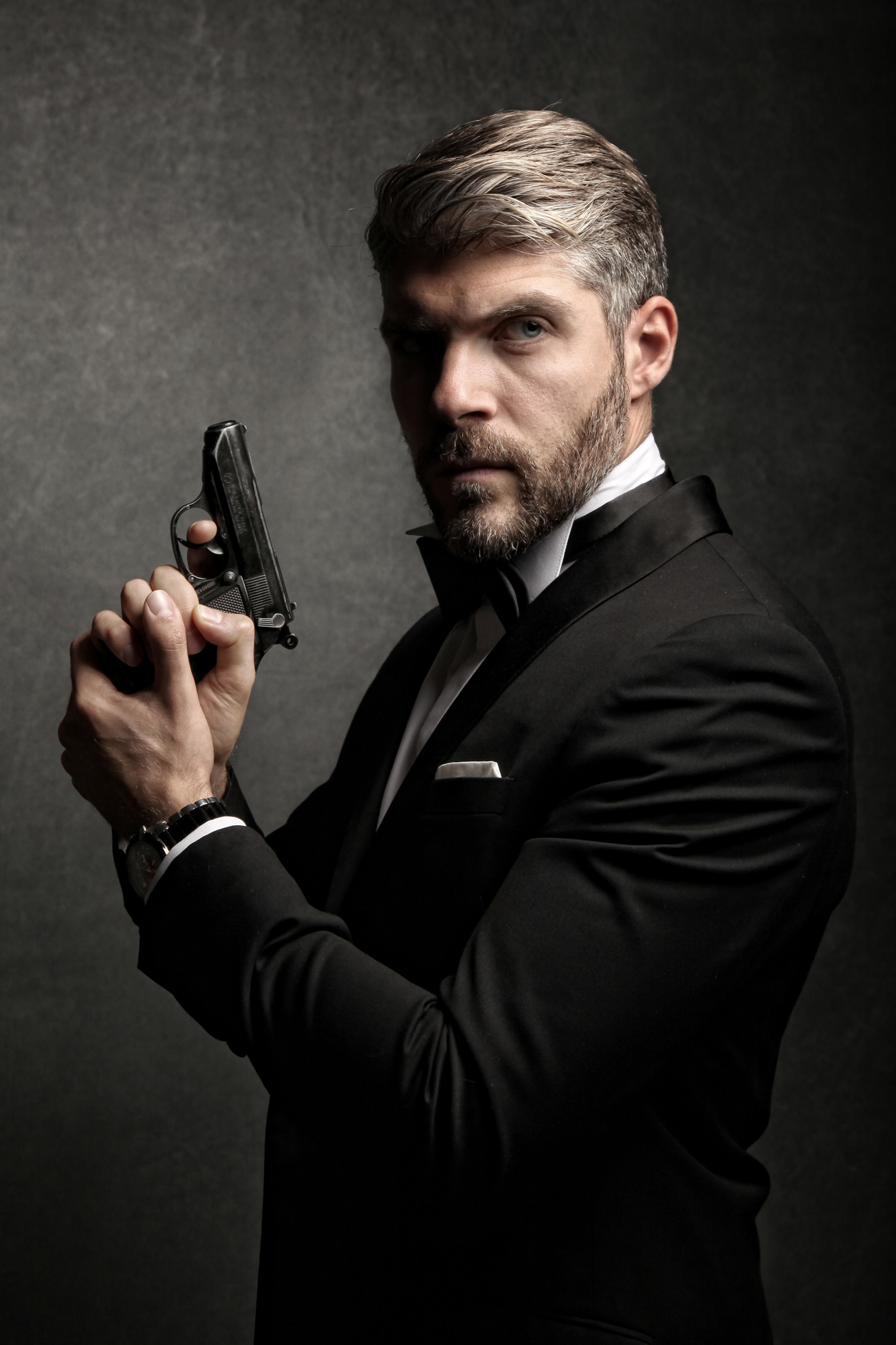 James-bond-smoking-Atelier-la-Colombe-strasbourg-CP-Faon-Photography